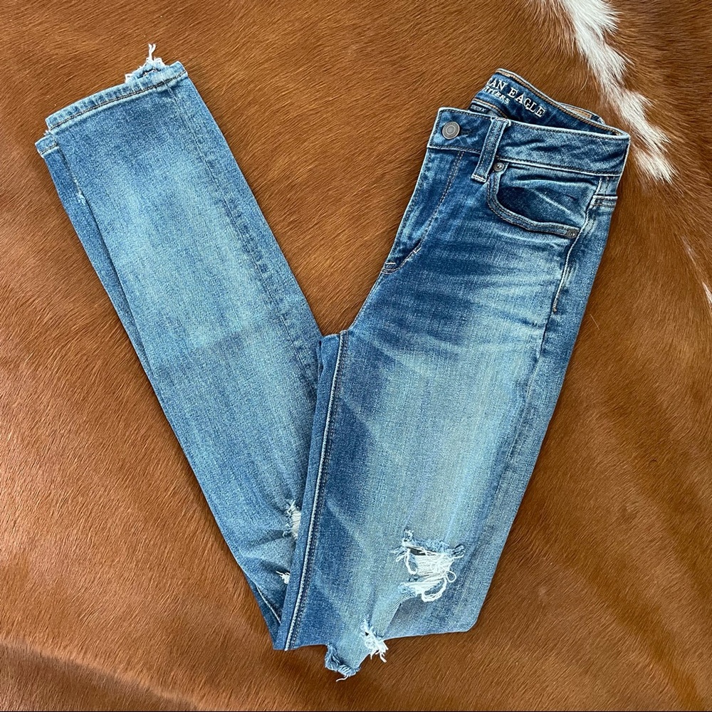 American Eagle Vintage High Rise Slim Jean